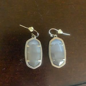 Cute Kendra Scott earrings!